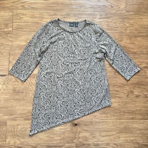 Chico's Travelers Jacquard Sierra Top Size 1 (M) Paisley Asymmetrical Hem Gold